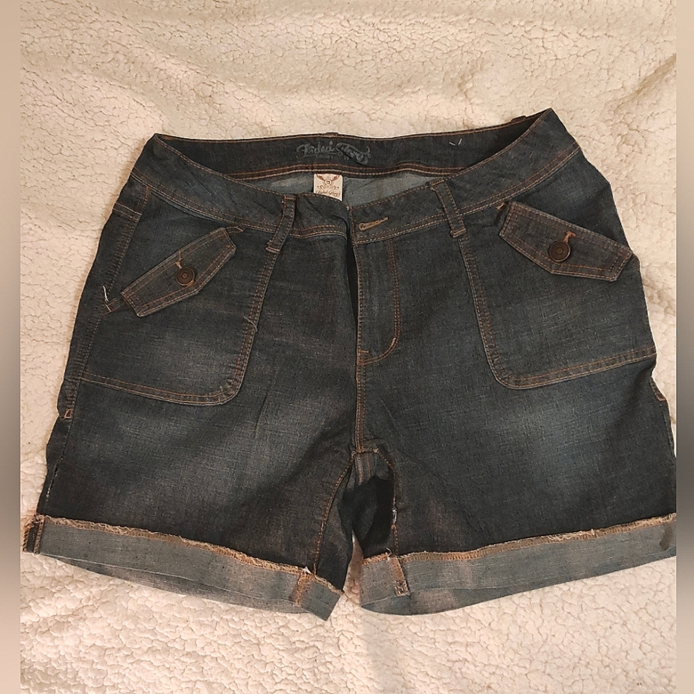 Women's Shorts